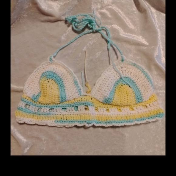 Handmade crochet festival top - Picture 9 of 12